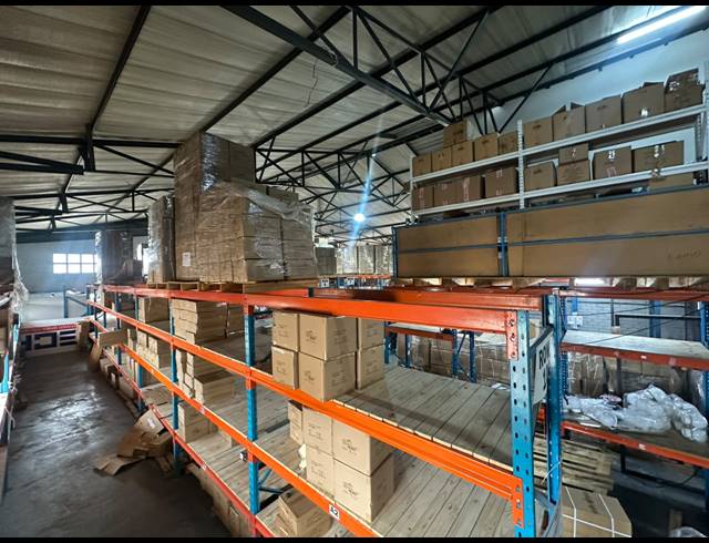 1,200M² WAREHOUSE TO LET IN BARBEQUE DOWNS